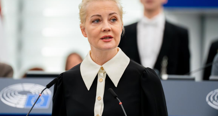 ”Putin è un mostro sanguinario”, Netanyahu un Santo. La morte di Navalny mostra (di nuovo) i doppi standard dell’Europa e la crisi della politica occidentale