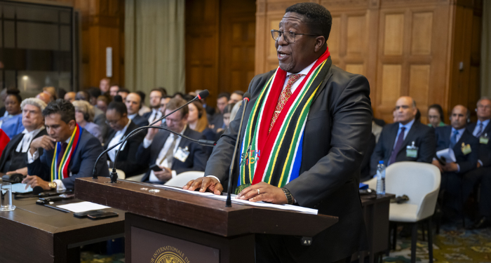 La Corte Mondiale emetterà venerdì una sentenza cruciale sulla richiesta Sudafricana di stop all’offensiva israeliana a Rafah