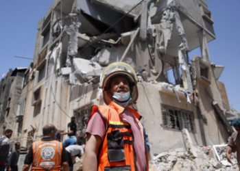 Gaza ed il ritmo di vita scandito dal rintoccare delle bombe e della morte: ultima corrispondenza da Gaza