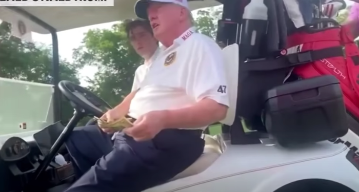 Gaffe di Biden: ”sono la prima vicepresidente nera”. Trump: ”Biden è un rottame a pezzi, resta Kamala”