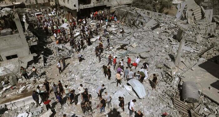 Nessuna zona sicura: a Gaza è morta anche la Convenzione di Ginevra