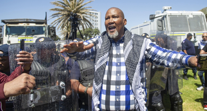 Mandla Mandela, nipote di Nelson Mandela, bandito dal Regno Unito per il suo sostegno alla resistenza Palestinese