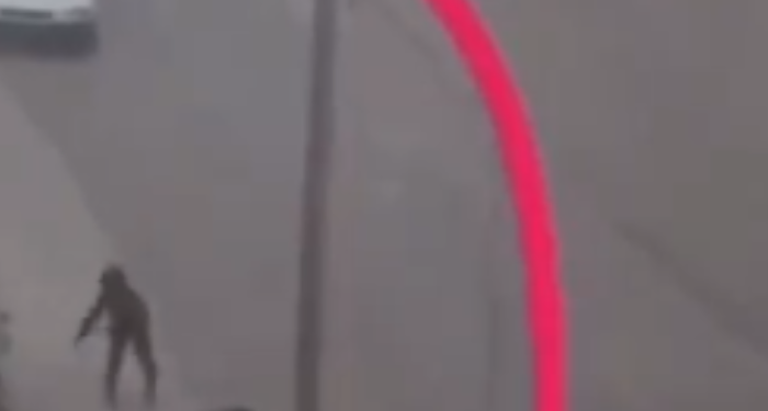 [Video] Bambino palestinese lancia pietra in segno di protesta, l’esercito israeliano gli spara e lo uccide sul colpo a Nablus