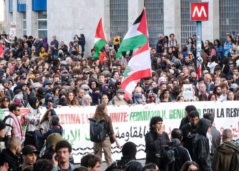 La manifestazione di Roma si è tenuta lo stesso: cronaca di una vittoria politica