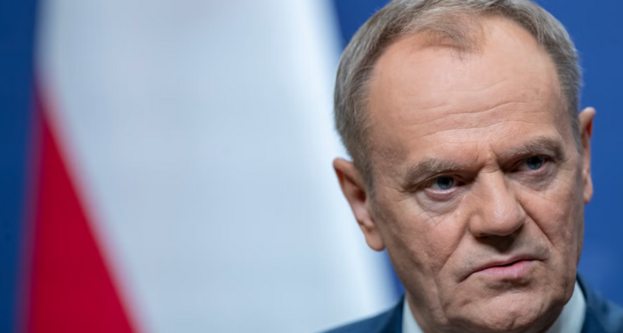 La Polonia protegge Netanyahu dall’arresto. Varoufakis: “la legge internazionale è morta per mano dell’Occidente”