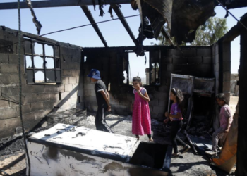 Massacro a Kafr Malik: coloni terroristi israeliani incendiano un villaggio palestinese, l’esercito israeliano interviene e massacra i palestinesi