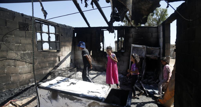 Massacro a Kafr Malik: coloni terroristi israeliani incendiano un villaggio palestinese, l’esercito israeliano interviene e massacra i palestinesi