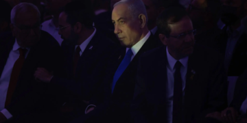 L’inchiesta bomba del New York Times rivela: Netanyahu ha prolungato il massacro a Gaza e sacrificato gli ostaggi per evitare il processo