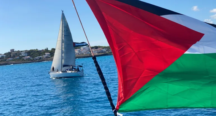 Comprendere il fenomeno unico della Sumud Flotilla: scrivere la Storia con la penna della nonviolenza