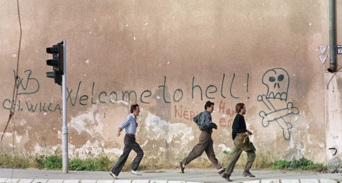 Italiani fra i colpevoli del “safari di caccia umana”? L’inchiesta che riapre l’incubo di Sarajevo