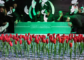 Sotto il sole di Teheran:  i funerali di Khamenei, il martirio dell’Iran, la voce di un popolo che si rifiuta di sottomettersi se non a Dio